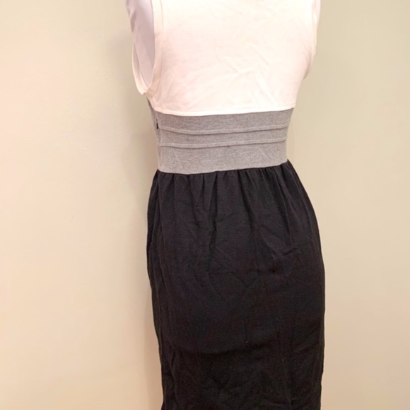 Theory Sleeveless Colorblock Stretch Dress (4) - Picture 2 of 3